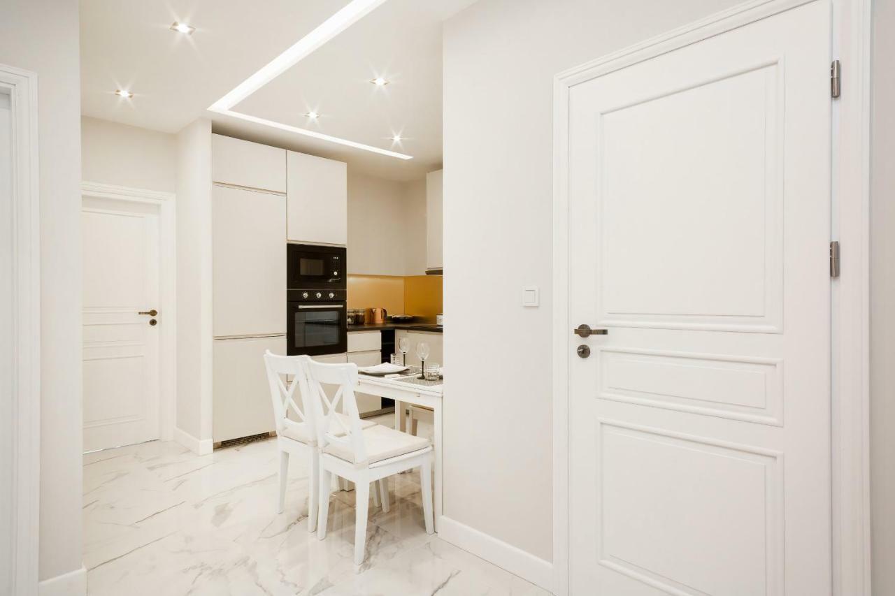 Apartments Aura Sky By Noclegi Renters Warszawa Eksteriør billede