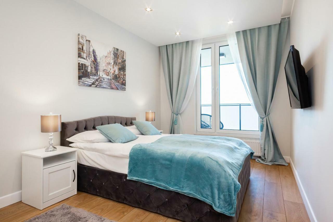 Apartments Aura Sky By Noclegi Renters Warszawa Eksteriør billede